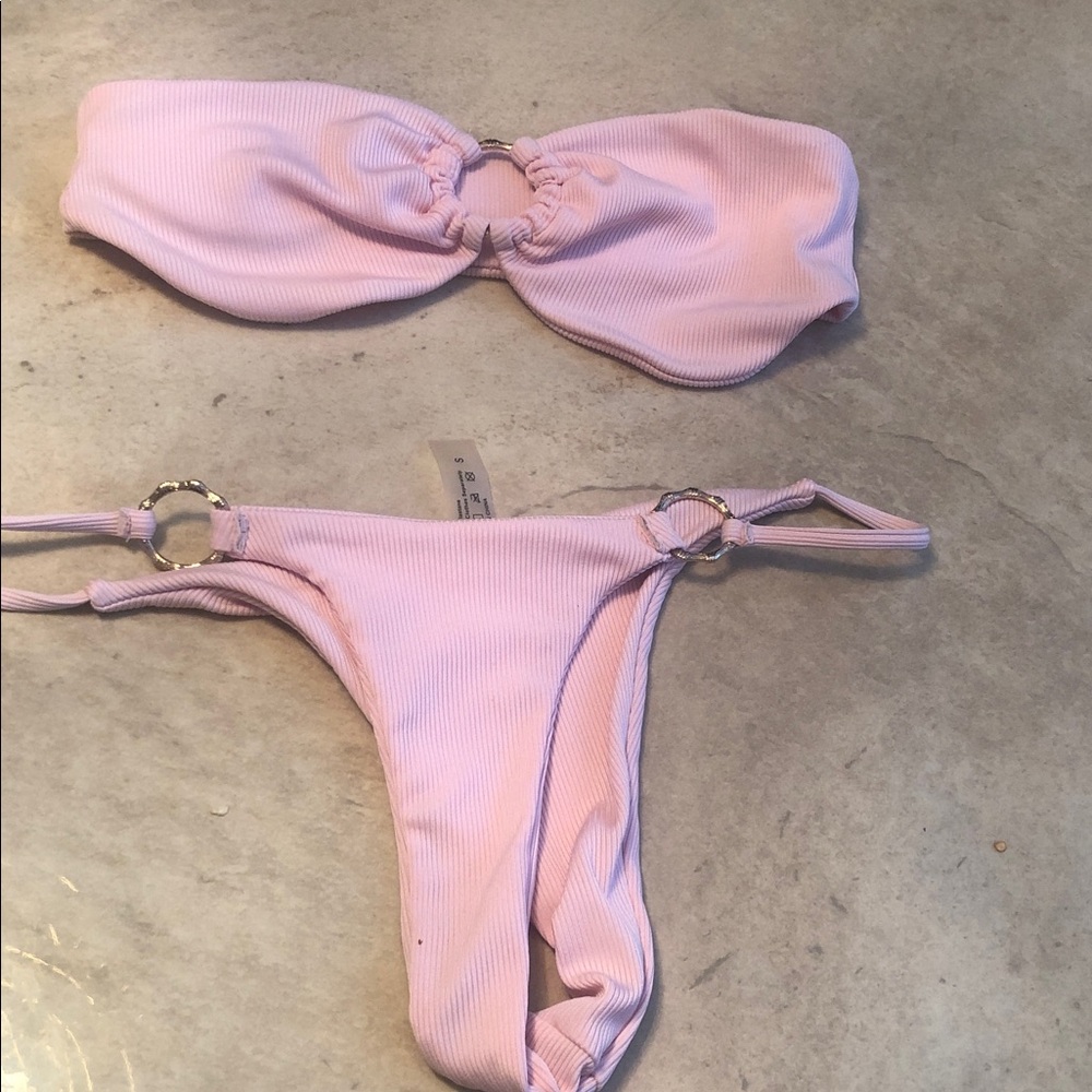 Light Pink Ribbed Bandeau Bikini Set with Ring Accents sz S